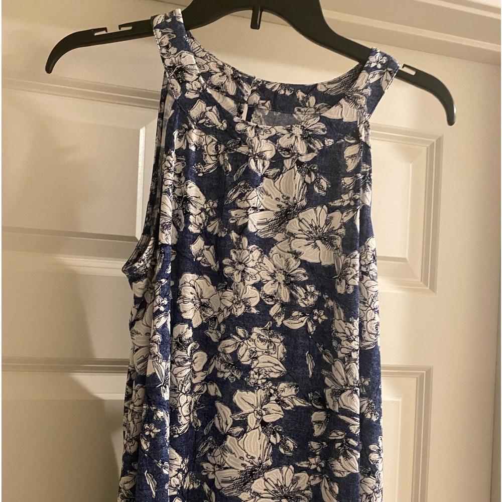 Fortune + Ivy sleeveless blouse